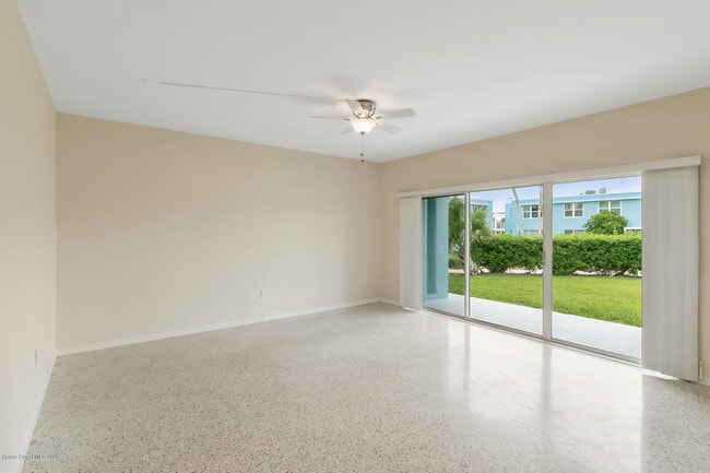 Building Photo - 55 Sea Park Blvd