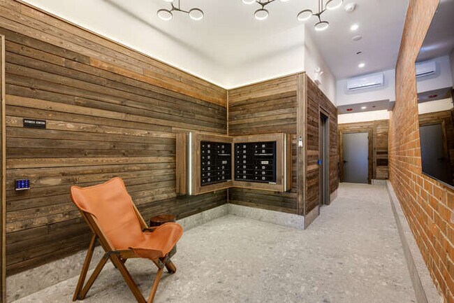 Building Photo - 1257 N Ashland Ave