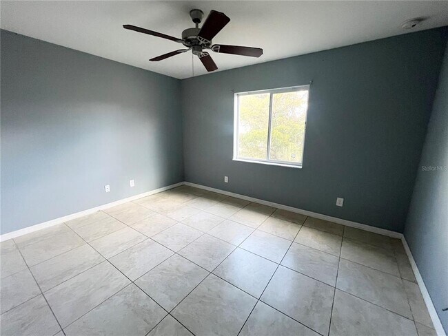 Building Photo - 3281 Easy St