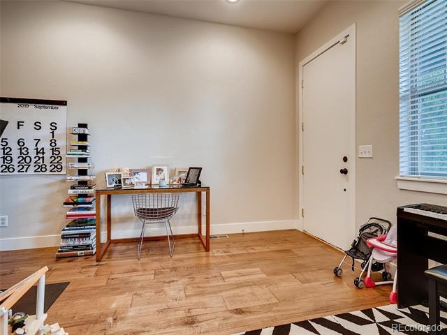 Building Photo - 534 S Lincoln St