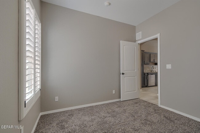 Building Photo - 14708 Boer Trl Ave