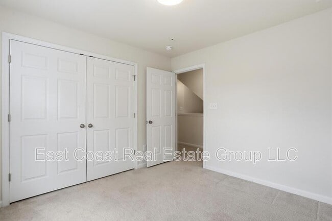 Building Photo - 5891 Bella Marie Wy