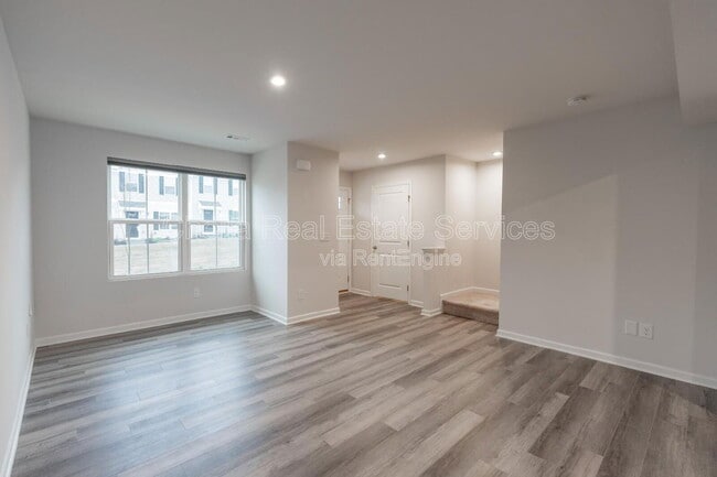 Building Photo - 2935 Winterberry Dr