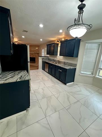 Building Photo - 6524 Blue Grass Dr