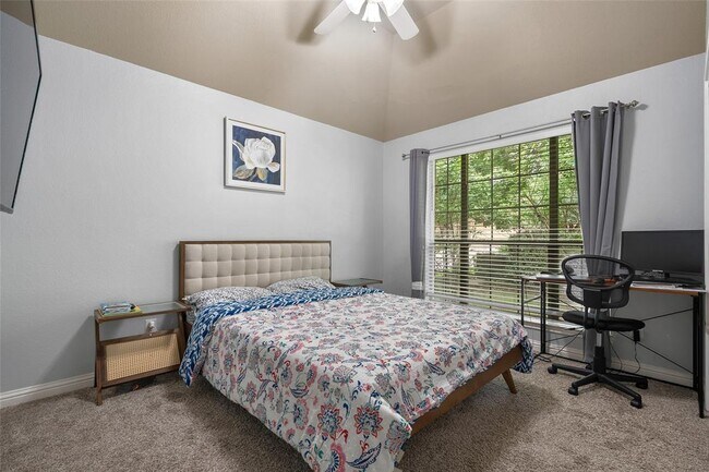 Building Photo - 424 Atlanta Park Dr