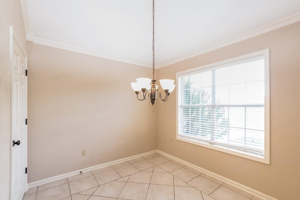 Building Photo - 6688 Millgrove Park Dr