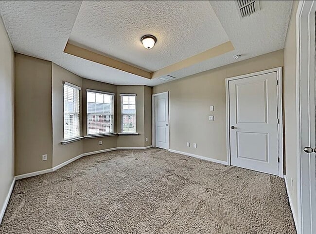 Building Photo - 1589 Landau Rd