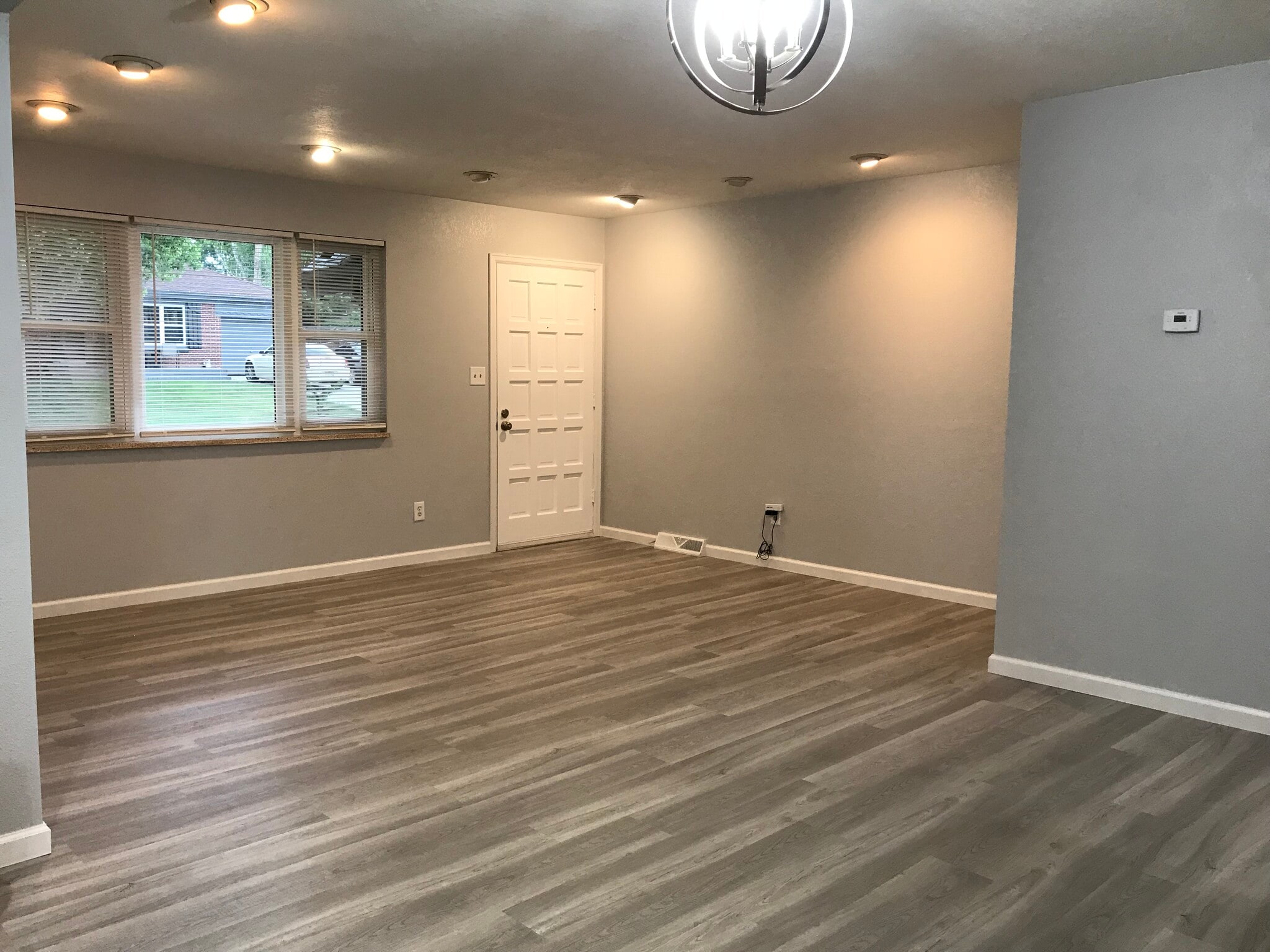 Building Photo - 1180 S Depew St