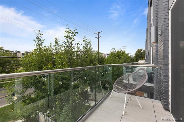 Building Photo - 1608 Irving St