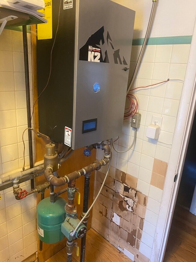 Building Photo - 156 Park Pl