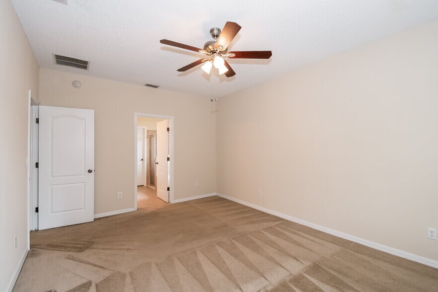 Building Photo - 2714 Spoonbill Trail