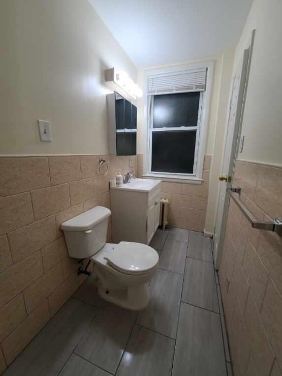 Building Photo - 88 Vroom St