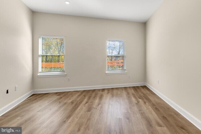 Building Photo - 511 Gorgas Ln