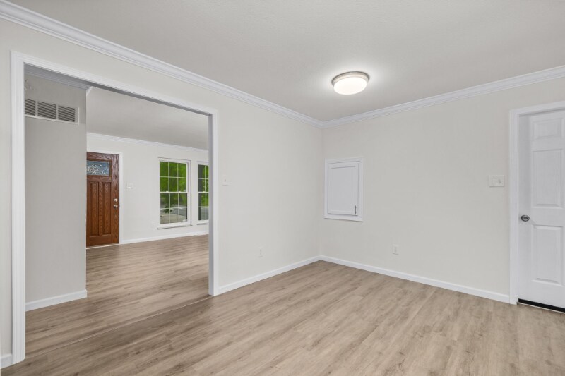 Building Photo - 1392 Langholm Dr