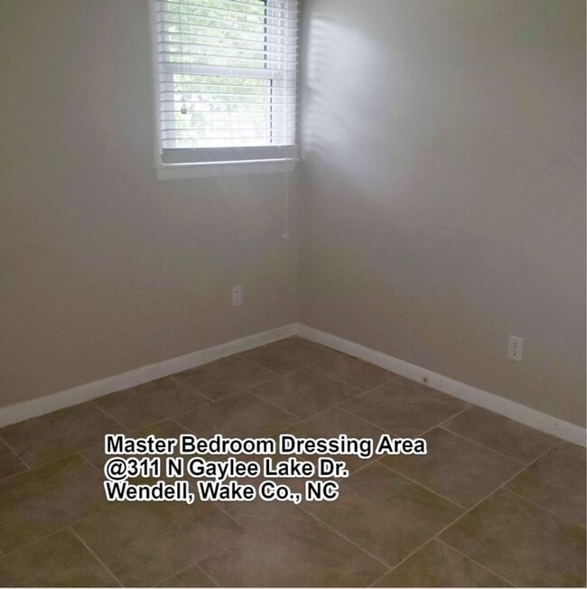 Building Photo - $1795/mo. w/Modern Renovations! 4 BR, 2 BA Wendell, NC!  Large, Split-Level single family home w/...