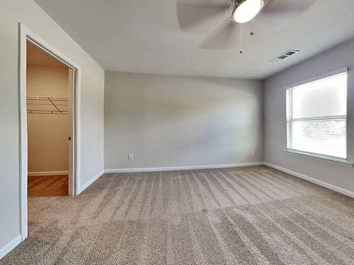 Building Photo - 75 Blue Fescue Way