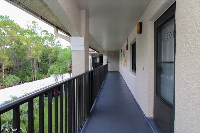 Building Photo - 5767 Deauville Cir