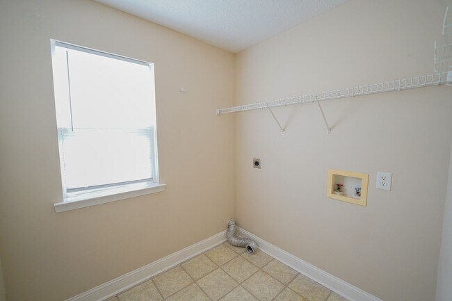 Building Photo - Coming Available!