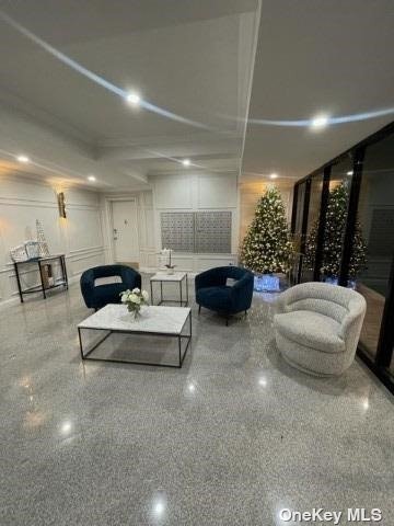 Building Photo - 75-10 Yellowstone Blvd