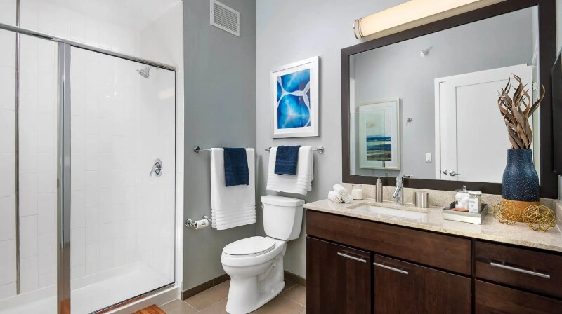 Building Photo - 640 W Huron St