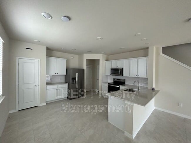 Building Photo - 1872 Erudite Wy