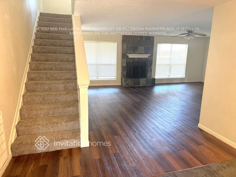 Building Photo - 6902 Fawn River Dr