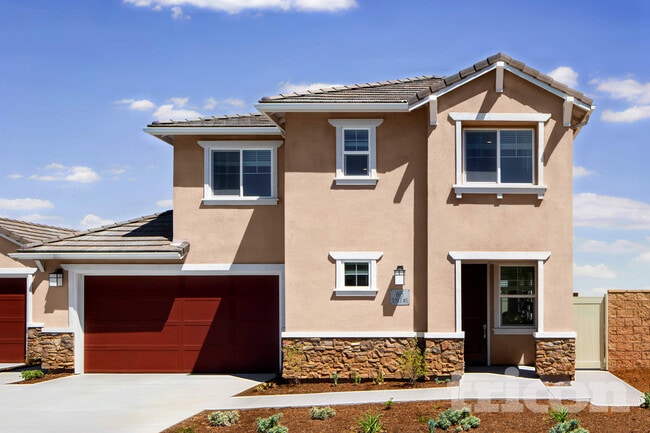 Building Photo - 605 Citron St