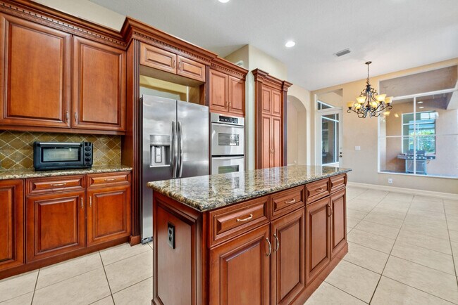 Building Photo - 12225 NW 71st St