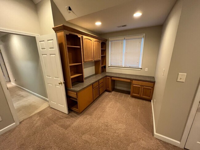 Building Photo - 8207 Morrell Ln