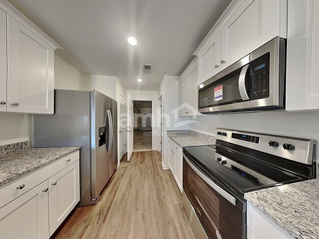 Building Photo - 1378 John Swann St