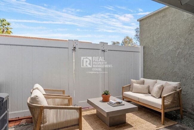 Building Photo - 23072 Via Pimiento-