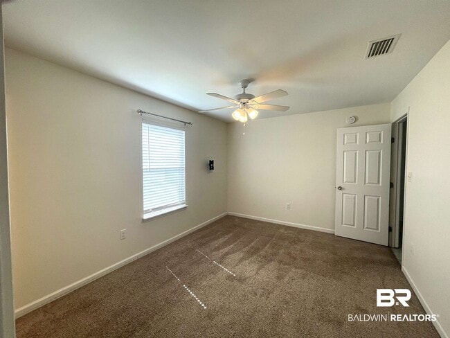Building Photo - 15142 Marem Dr