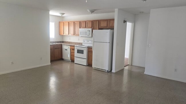 Building Photo - 1100 E Mohave St