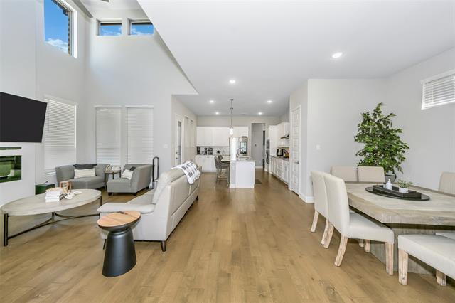 Building Photo - 467 Chambers Pl