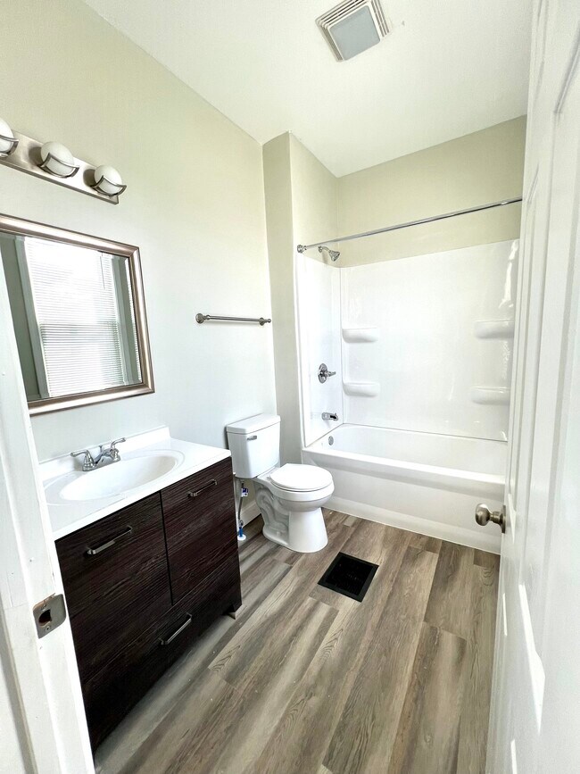 Building Photo - 205 Hudson Ave