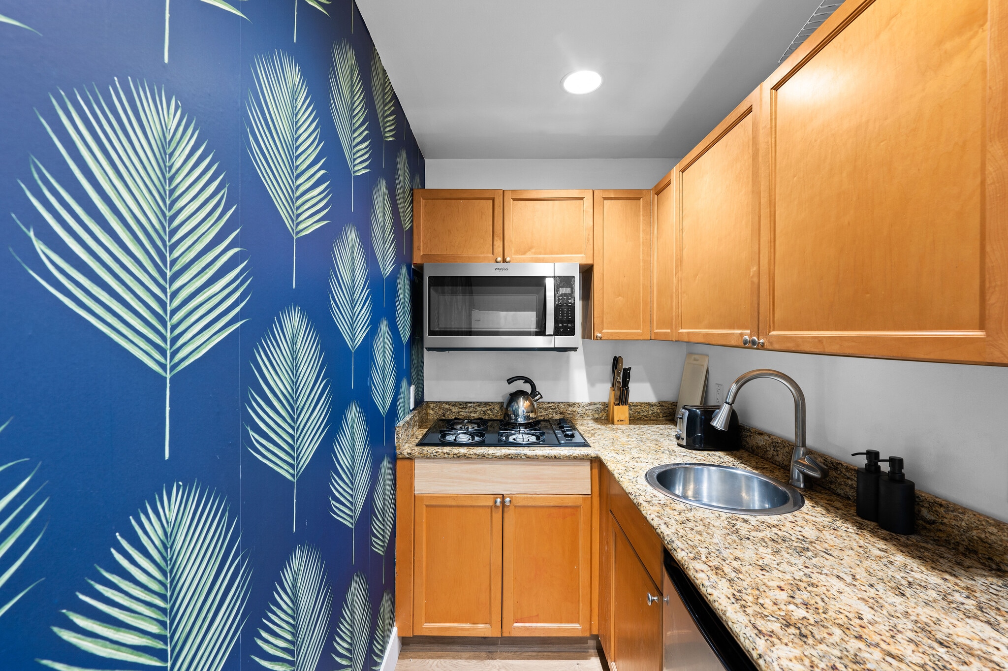 Building Photo - 10366 Eastborne Ave