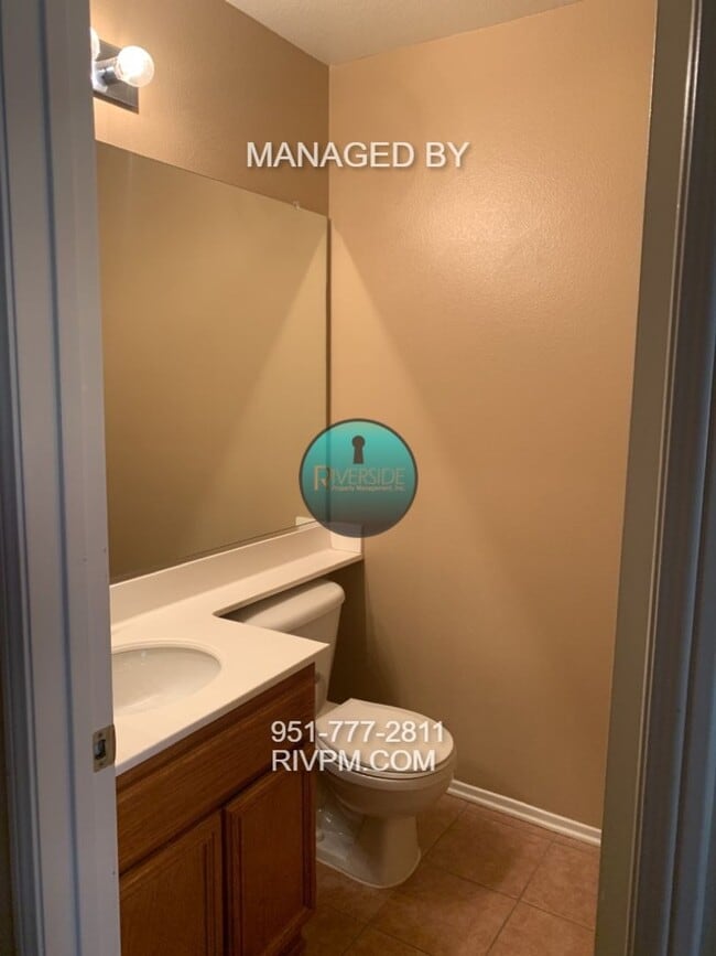 Building Photo - Highly Desirable Orangecrest Location!!!