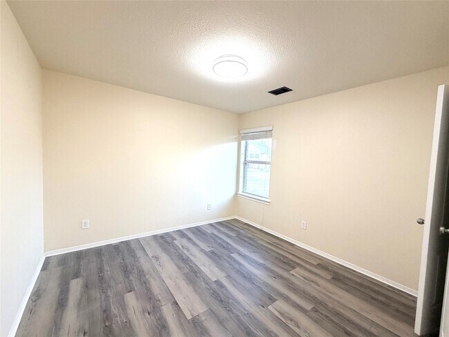 Building Photo - 19418 Cypress Rose Ct