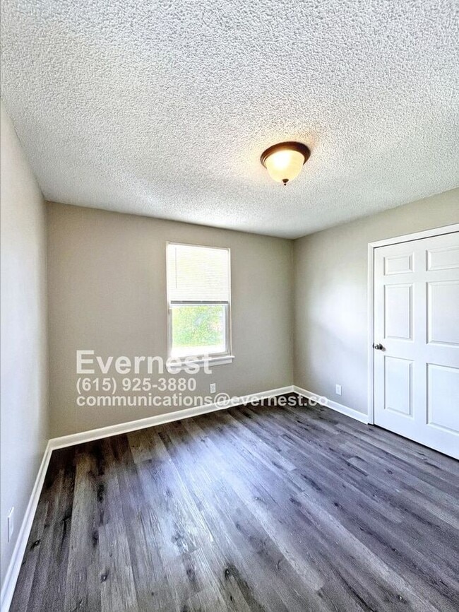 Building Photo - Spacious 4-Bedroom, 2-Bathroom Home with C...