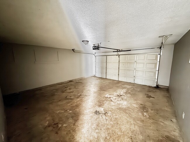 Building Photo - 8415 Woolrich Dr