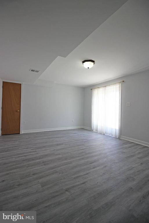 Building Photo - 13111 Willoughby Newton Dr