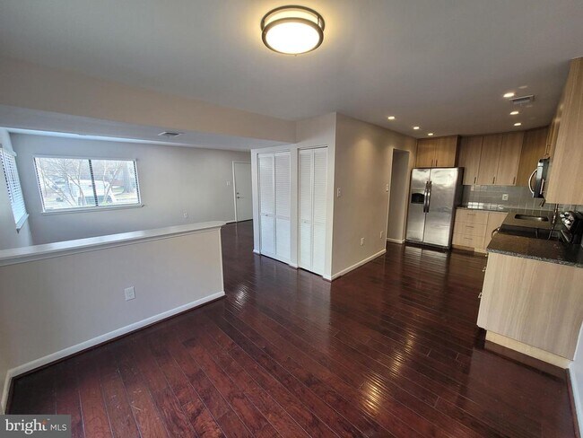 Building Photo - 5674 Oak Tanager Ct