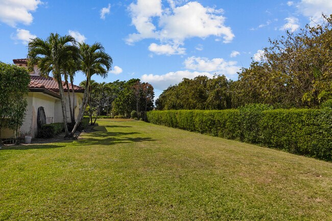 Building Photo - 10058 El Caballo Ct