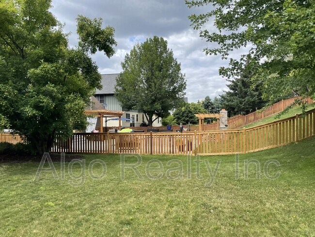 Building Photo - 15822 Drawstone Trail