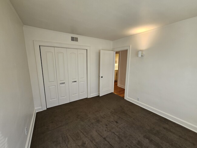 North Bedroom - 301 East 43rd Street