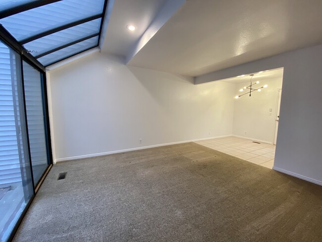 Building Photo - 6980 S Essex Court Cir