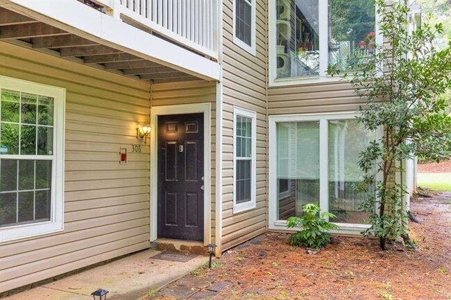 Building Photo - 306 Augusta Dr