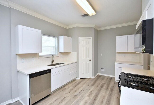 Building Photo - 2714 Indigo Stone Ln