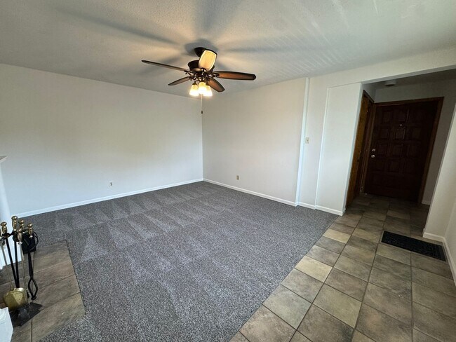Building Photo - 1408 Bass Ave