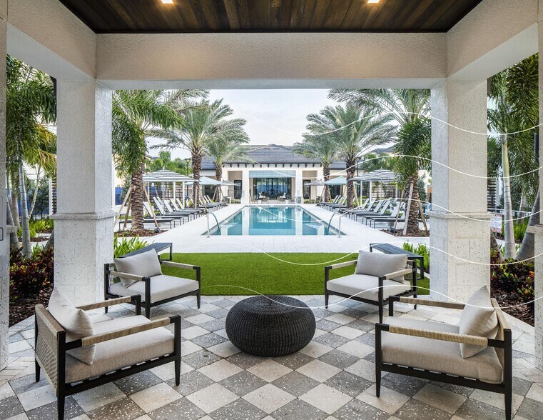 Jefferson Lake Howell 1124 Shoreview Cir Casselberry FL 32707